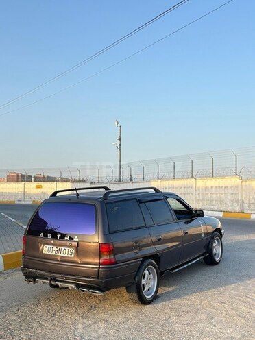 Opel Astra 1995, 439,000 km - 1.6 l - Sumqayıt