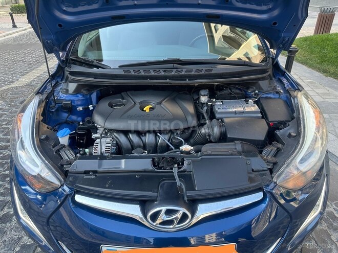 Hyundai Elantra 2015, 257,495 km - 1.8 л - Bakı