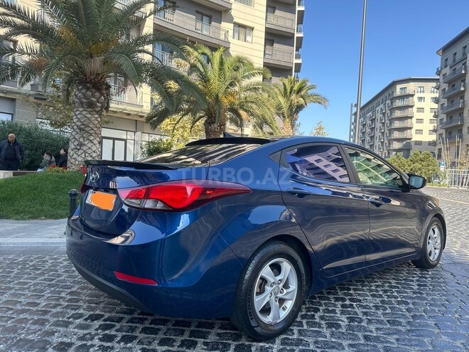 Hyundai Elantra 2015, 257,495 km - 1.8 л - Bakı