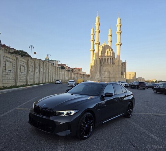 BMW 330e-3