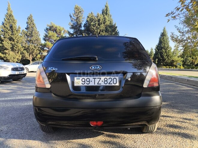 Kia Rio 2009, 236,000 km - 1.4 l - Gəncə