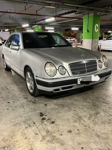 Mercedes E 230 1996, 390,000 km - 2.3 l - Bakı