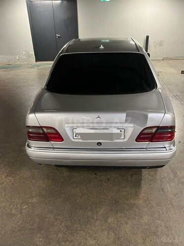 Mercedes E 230 1996, 390,000 km - 2.3 l - Bakı