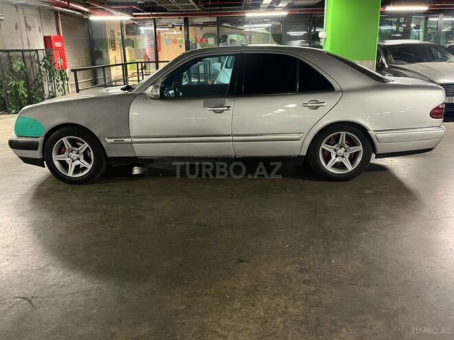 Mercedes E 230 1996, 390,000 km - 2.3 l - Bakı