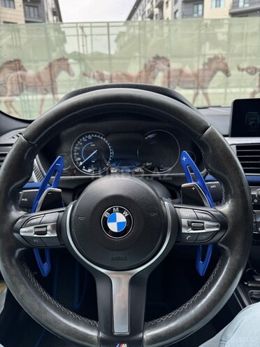 BMW 320 2017, 111,200 km - 2.0 l - Bakı
