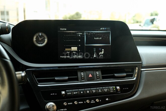 Lexus ES 300h 2022, 60,000 km - 2.5 l - Bakı