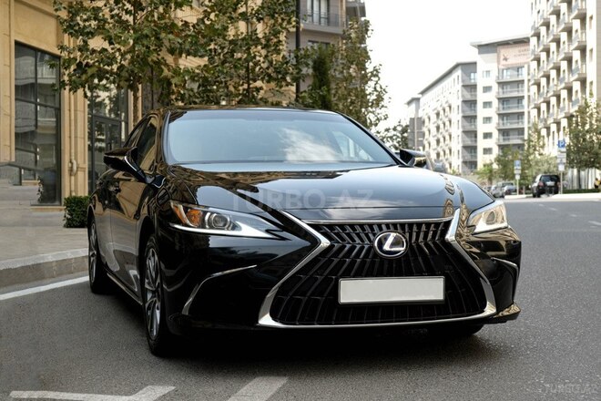 Lexus ES 300h 2022, 60,000 km - 2.5 l - Bakı