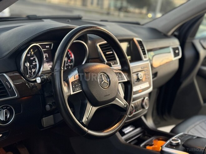 Mercedes GL 450 4MATIC 2015, 260,000 km - 3.0 л - Bakı