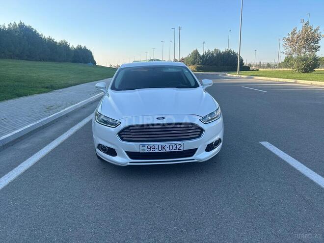Ford Fusion (North America) 2015, 200,000 km - 2.0 l - Bakı