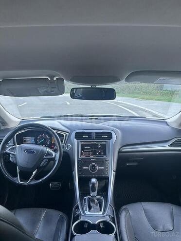 Ford Fusion (North America) 2015, 200,000 km - 2.0 l - Bakı