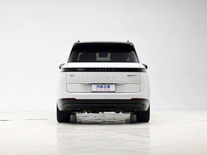 Lynk & Co 900-6