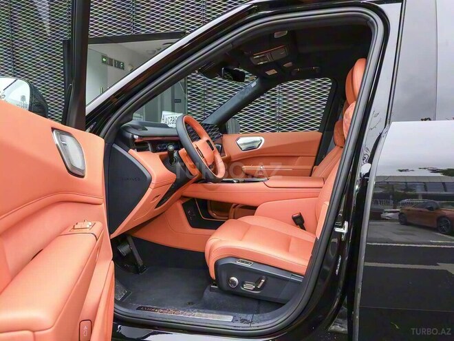 Lynk & Co 900-13
