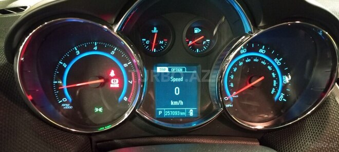 Chevrolet Cruze 2015, 260,000 km - 1.4 l - Gəncə
