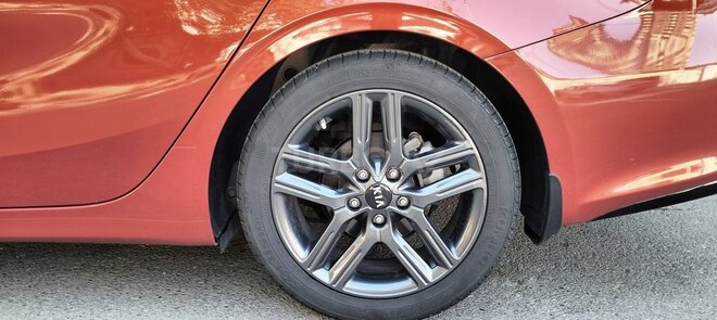 Kia Forte-14