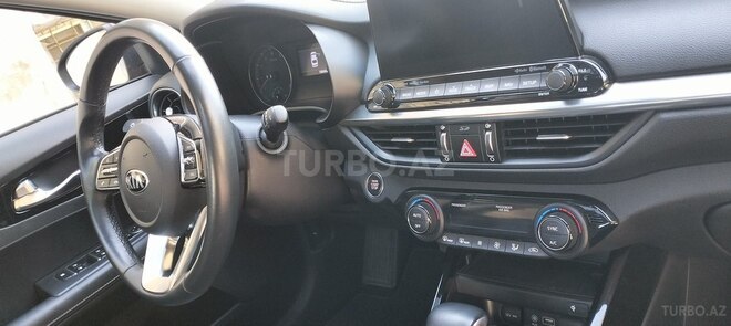 Kia Forte-16