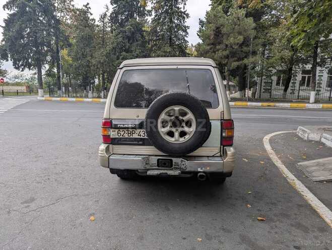 Mitsubishi Pajero 1992, 240,000 km - 2.5 л - Zaqatala