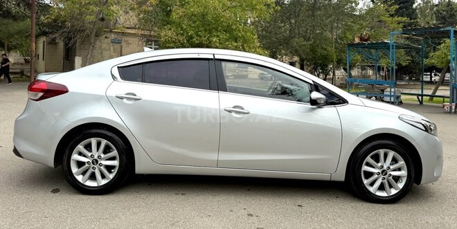 Kia K3 2016, 176,000 km - 1.6 l - Bakı
