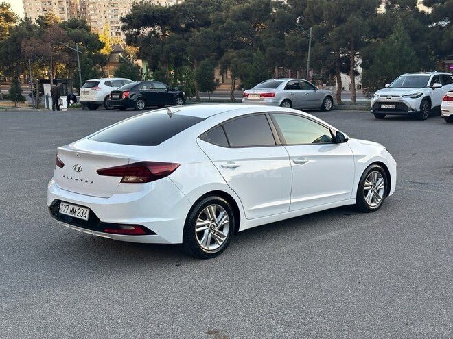 Hyundai Elantra 2020, 198,754 km - 2.0 l - Bakı