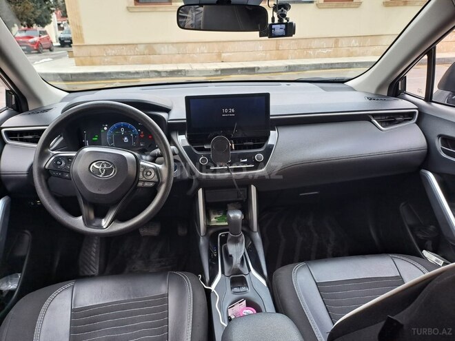 Toyota Corolla Cross 2024, 80,000 km - 2.0 л - Bakı