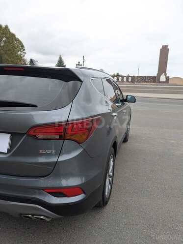 Hyundai Santa Fe 2017, 200,000 km - 2.0 l - Göygöl