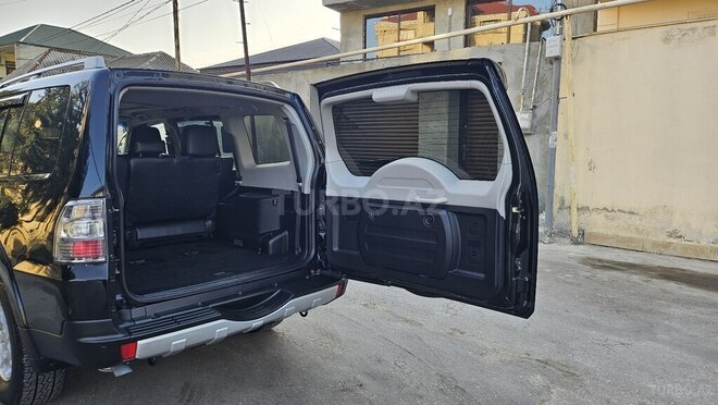 Mitsubishi Pajero 2008, 169,000 km - 3.0 л - Bakı