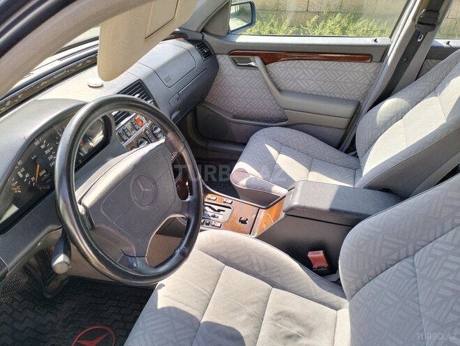 Mercedes C 180 1995, 333,400 km - 1.8 l - Biləsuvar