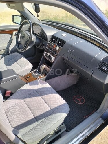 Mercedes C 180 1995, 333,400 km - 1.8 l - Biləsuvar