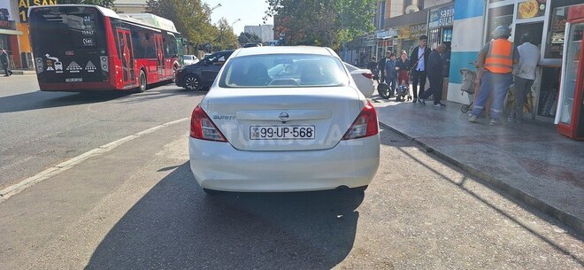 Nissan Sunny 2013, 250,000 km - 1.5 l - Bakı