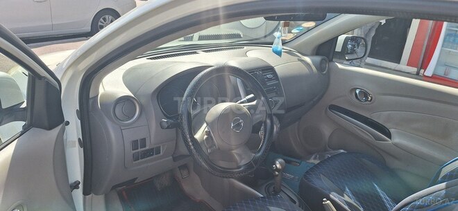 Nissan Sunny 2013, 250,000 km - 1.5 l - Bakı