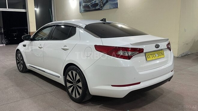 Kia Optima-3