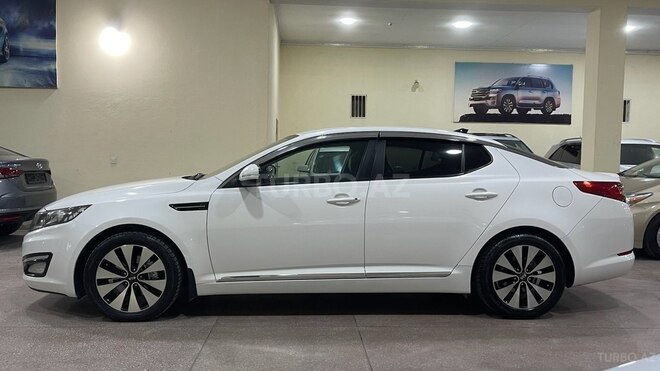 Kia Optima-5