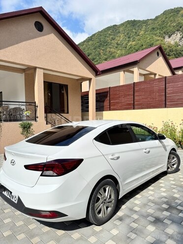 Hyundai Elantra 2018, 129,000 km - 2.0 л - Bakı