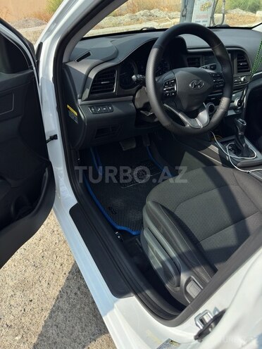 Hyundai Elantra 2018, 129,000 km - 2.0 л - Bakı