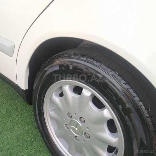 Mercedes E 240 1997, 392,000 km - 2.4 l - Bakı