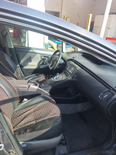 Toyota Prius 2012, 271,000 km - 1.8 l - Bakı