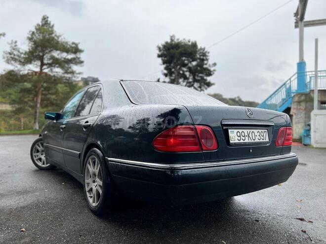 Mercedes E 240 1998, 516,000 km - 2.4 l - Quba