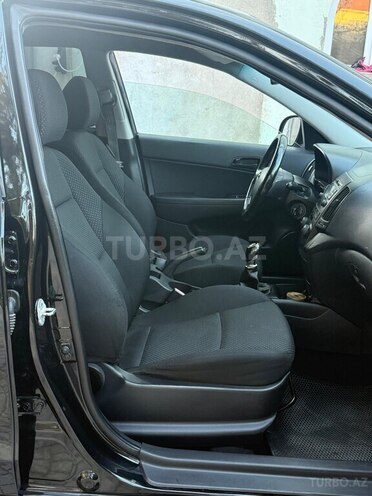 Hyundai i30 2010, 295,000 km - 1.6 l - Bakı