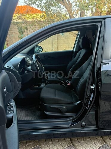 Hyundai i30 2010, 295,000 km - 1.6 l - Bakı