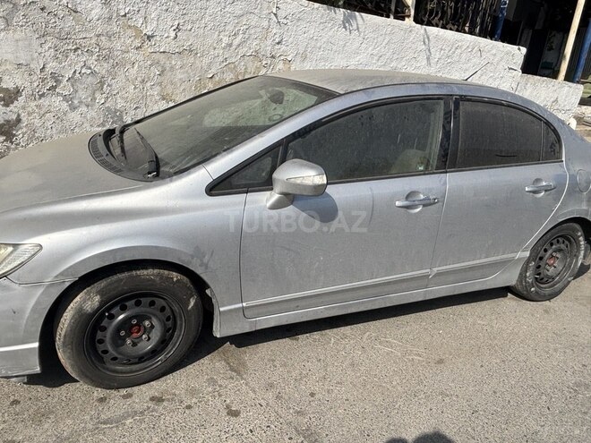 Honda Civic 2006, 120,000 km - 1.6 l - Bakı