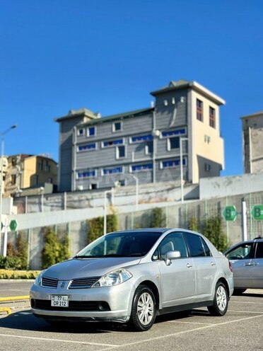 Nissan Tiida 2007, 272,767 km - 1.6 л - Bakı