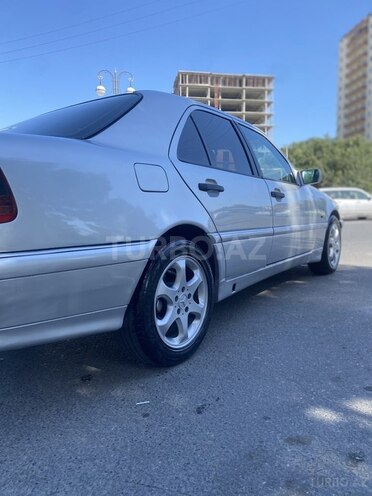 Mercedes C 220 2000, 578,444 km - 2.2 l - Bakı