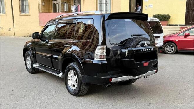 Mitsubishi Pajero 2007, 268,000 km - 3.0 l - Bakı