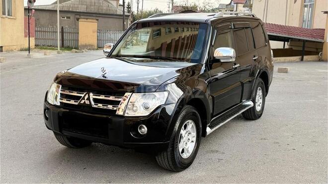 Mitsubishi Pajero 2007, 268,000 km - 3.0 l - Bakı