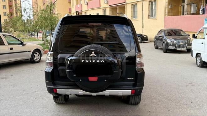 Mitsubishi Pajero 2007, 268,000 km - 3.0 l - Bakı