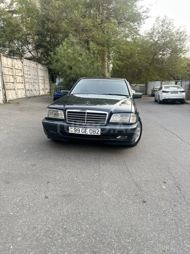 Mercedes C 200 1999, 327,000 km - 2.0 l - Bakı