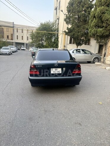 Mercedes C 200 1999, 327,000 km - 2.0 l - Bakı