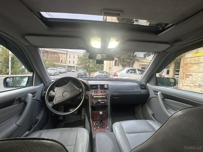 Mercedes C 200 1999, 327,000 km - 2.0 l - Bakı