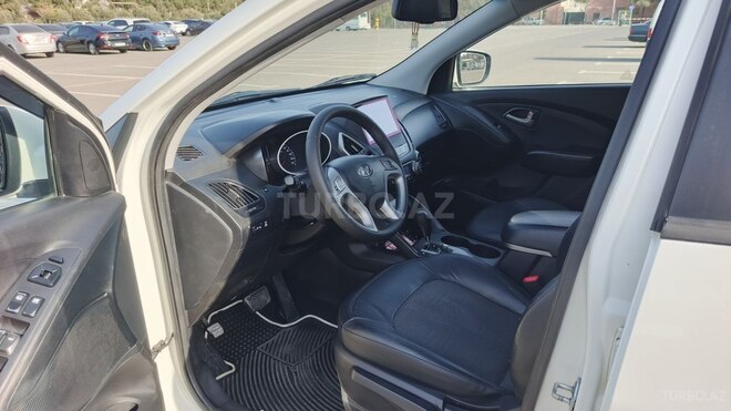 Hyundai ix35 2011, 193,000 km - 2.0 л - Bakı