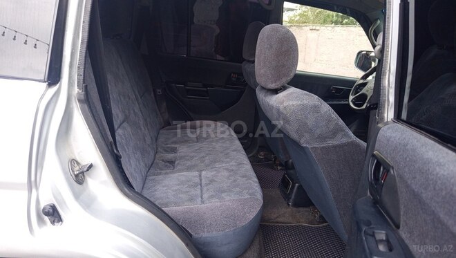 Mitsubishi Pajero io 2001, 245,000 km - 2.0 л - Bərdə