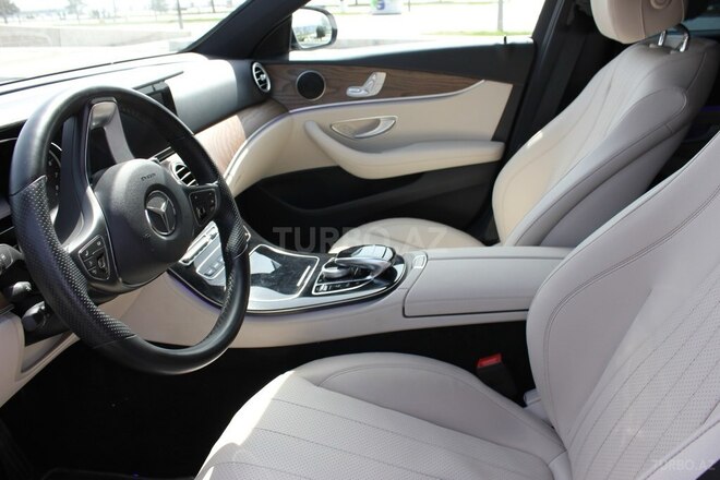 Mercedes E 300 2017, 90,000 km - 2.0 л - Bakı